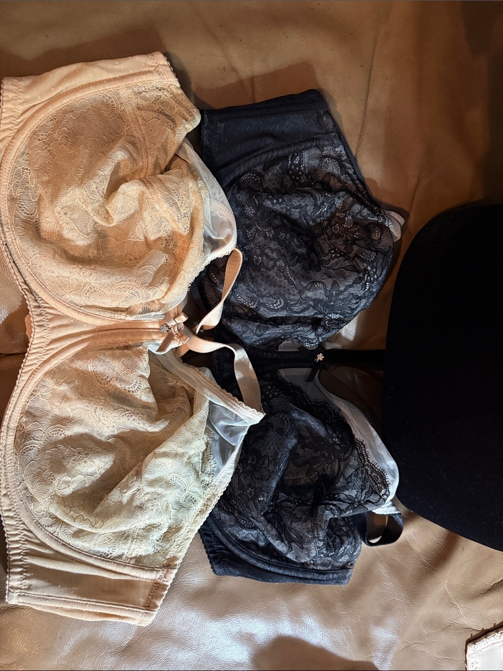 Wacoal Lace Underwire Bra Duo - Cream and Black
